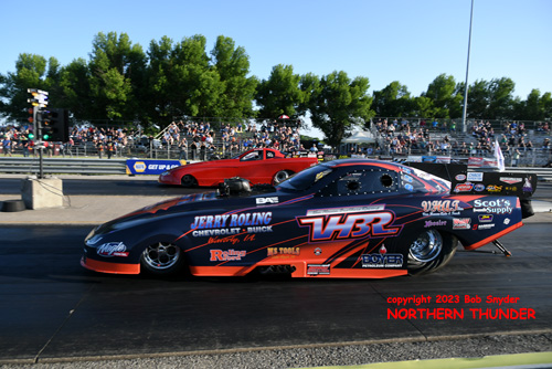 Lance Van Hauen - 'Van Hauen Brothers Racing' 
(near lane) vs Jesse Clark - 'JCR Racing' (far lane)